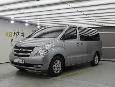 Hyundai Starex 12-Seater Wagon CVX Luxury — пробег 136 543 км — фото 1 из 5