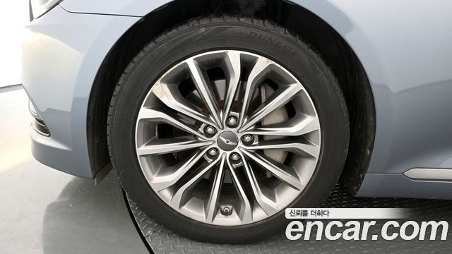 Hyundai Genesis из Кореи Encar