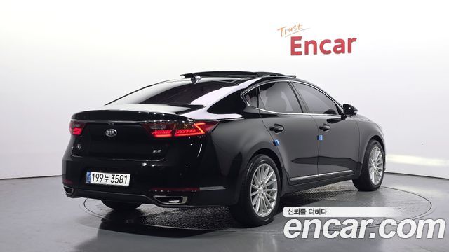 Kia K7 из Кореи Encar
