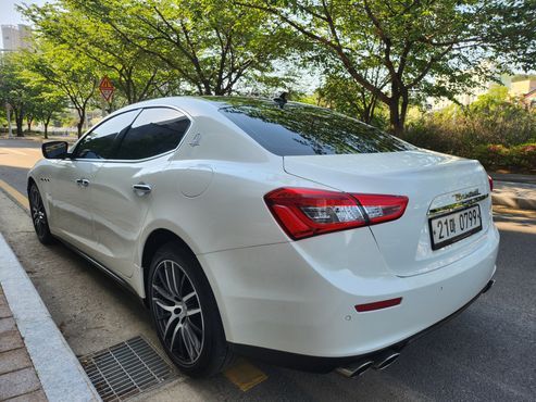 Maserati Ghibli 3.0 Diesel 3rd — пробег 124 000 км — фото 2 из 5