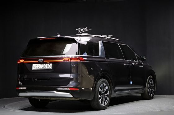 Kia Carnival Diesel 9-Seater Noblesse — пробег 182 949 км — фото 2 из 5