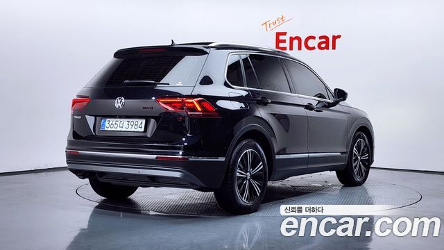 Volkswagen Tiguan 2.0 TDI Prestige — пробег 108 218 км — фото 2 из 5