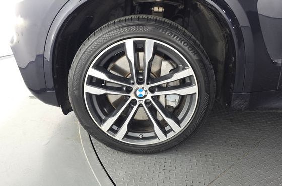 BMW X5 xDrive M50d — пробег 157 410 км — фото 5 из 5