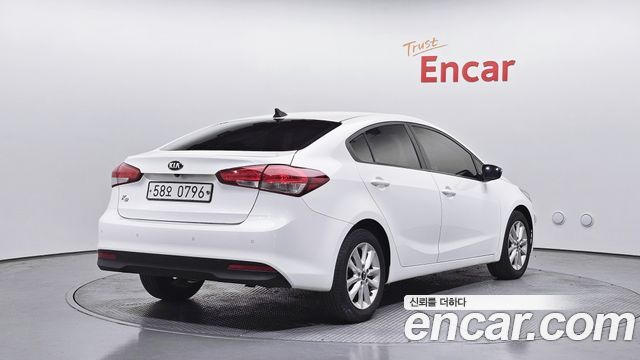 Kia K3 из Кореи Encar