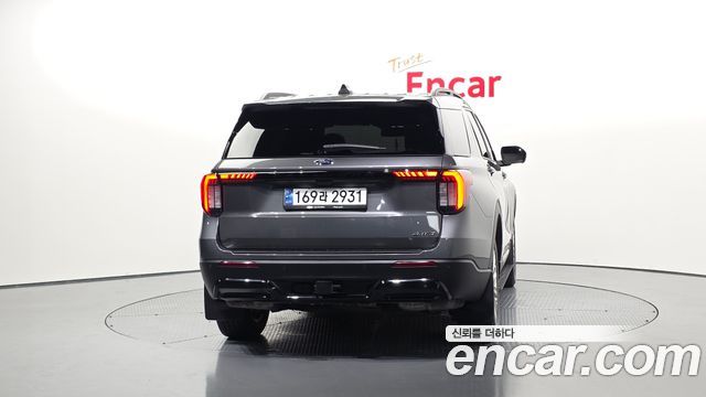 Ford Explorer 2.3 ST-Line 4WD — пробег 27 294 км — фото 4 из 5