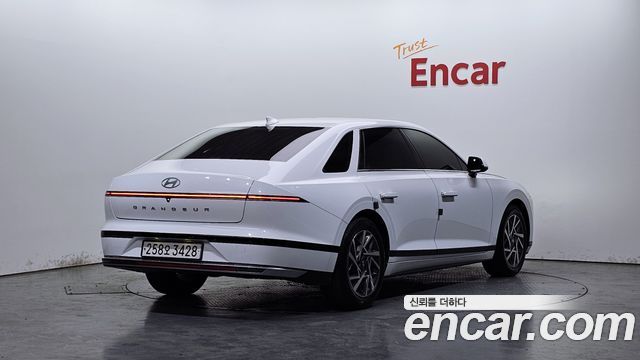 Hyundai Grandeur из Кореи Encar