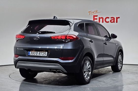 Hyundai Tucson Diesel 2.0 2WD Smart — пробег 134 747 км — фото 2 из 5