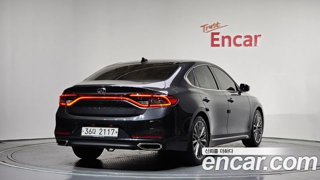 Hyundai Grandeur из Кореи Encar