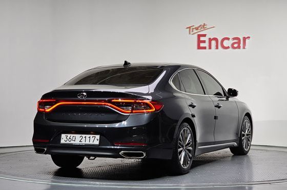 Hyundai Grandeur 2.4 Premium Special — пробег 39 856 км — фото 2 из 5