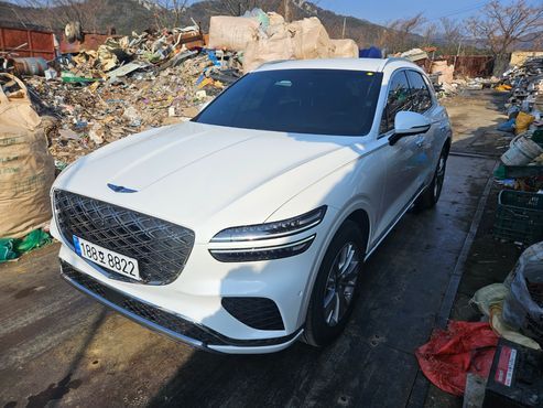 Genesis GV70 2.5T Gasoline 2WD — пробег 900 км — фото 2 из 5