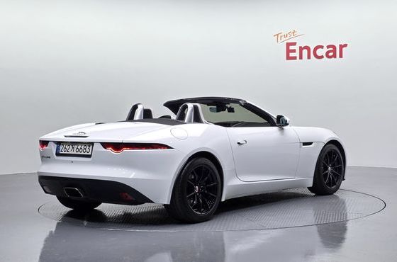 Jaguar F-TYPE P300 Convertible X152 — пробег 54 437 км — фото 2 из 5
