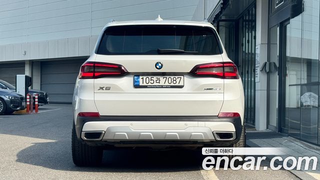 BMW X5 xDrive 40i xLine — пробег 76 579 км — фото 4 из 5