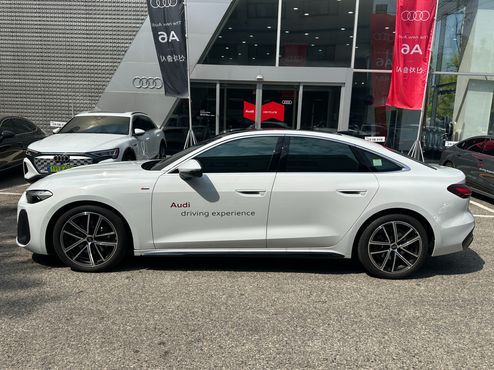 Audi A5 40 TFSI Quattro S Line — пробег 6 600 км — фото 2 из 5