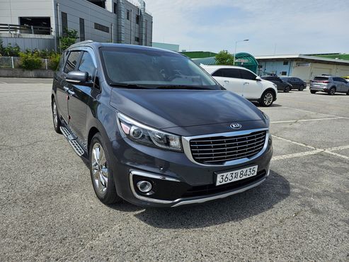 Kia Carnival 9-seater Luxury — пробег 105 340 км — фото 2 из 5