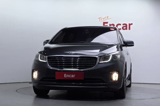 Kia Carnival 11-seater Prestige — пробег 161 267 км — фото 3 из 5