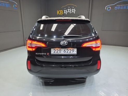 Kia Sorento Diesel 2.0 2WD Limited — пробег 162 000 км — фото 3 из 5