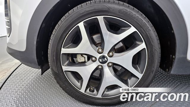 Kia Sportage из Кореи Encar