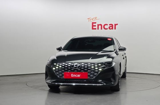 Hyundai Grandeur Premium — пробег 110 381 км — фото 3 из 5