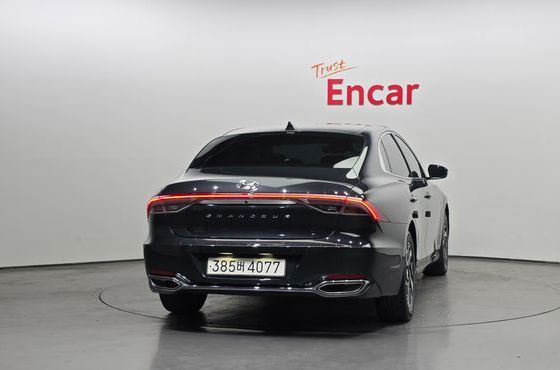 Hyundai Grandeur Premium — пробег 110 381 км — фото 4 из 5