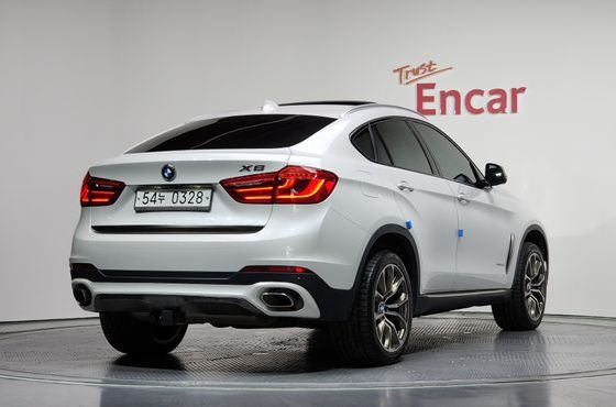 BMW X6 xDrive 40d — пробег 90 511 км — фото 2 из 5