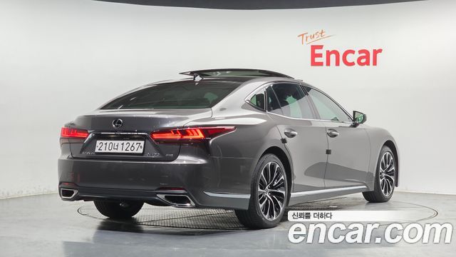 Lexus LS из Кореи Encar
