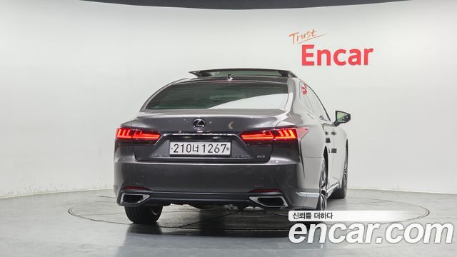 Lexus LS из Кореи Encar