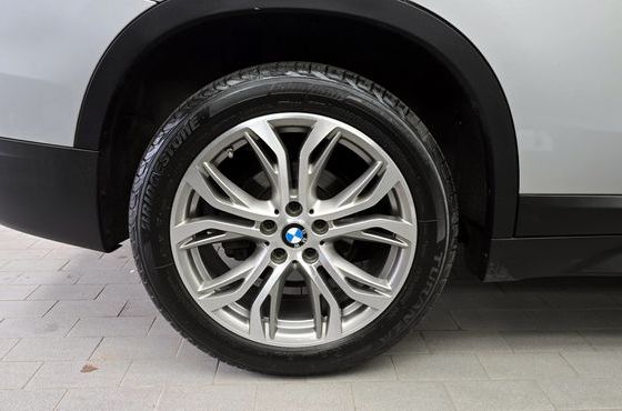BMW X1 xDrive 18d Premium — пробег 99 040 км — фото 5 из 5