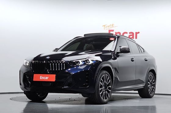 BMW X6 xDrive40i M Sport — пробег 3 610 км — фото 1 из 5