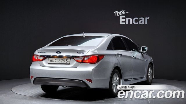 Hyundai Sonata 2.0 Smart — пробег 92 533 км — фото 2 из 5