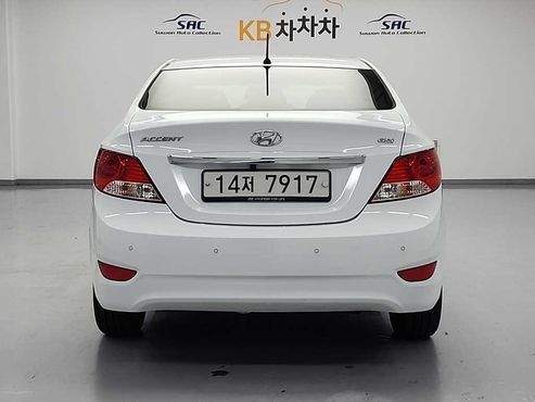 Hyundai Accent 1.6 GDI Premium — пробег 118 218 км — фото 3 из 5