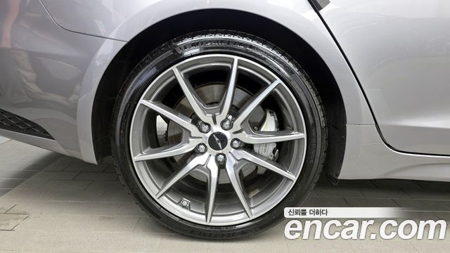Genesis G70 из Кореи Encar