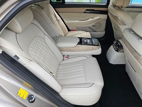 Genesis G90 3.8 AWD Premium Luxury — пробег 82 000 км — фото 1 из 5