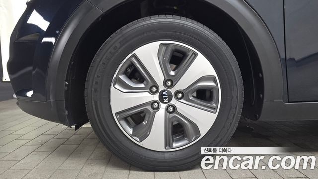 Kia Niro из Кореи Encar