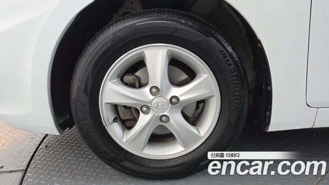 Hyundai Accent WIT 1.4 VVT Modern — пробег 128 666 км — фото 5 из 5