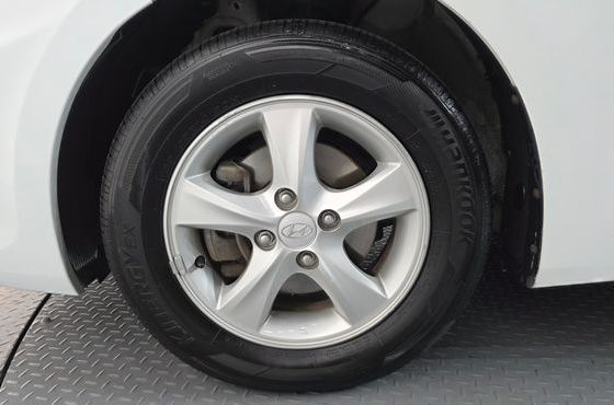 Hyundai Accent WIT 1.4 VVT Modern — пробег 128 666 км — фото 5 из 5