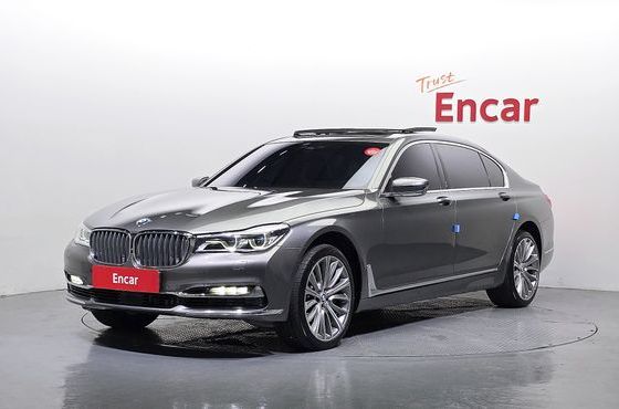 BMW 7-Series 750Li xDrive — пробег 132 988 км — фото 1 из 5