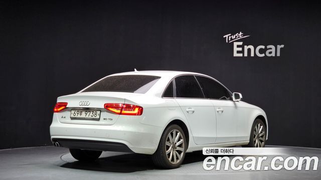 Audi A4 30 TDI Dynamic B8 — пробег 92 991 км — фото 2 из 5