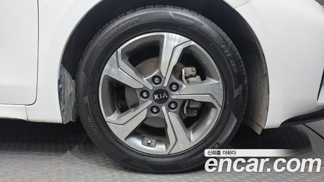 Kia K3 из Кореи Encar