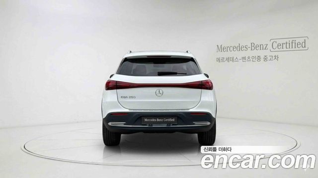 Mercedes-Benz EQA из Кореи Encar
