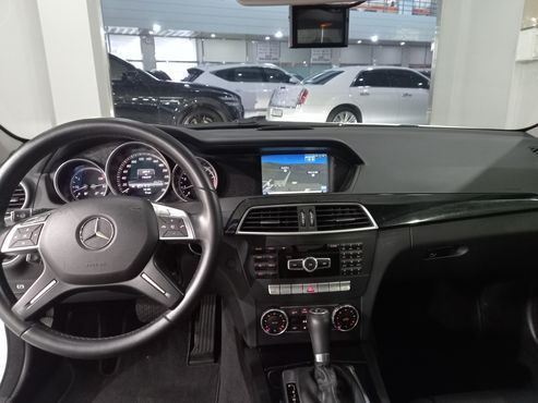 Mercedes-Benz C-Class C200 CGI AVANTGARDE — пробег 156 000 км — фото 5 из 5