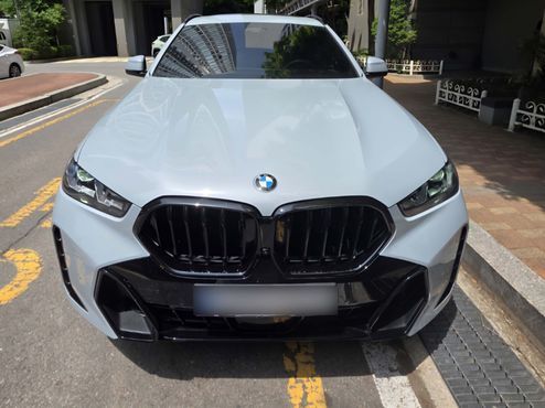 BMW X6 xDrive40i M Sport — пробег 1 908 км — фото 3 из 5