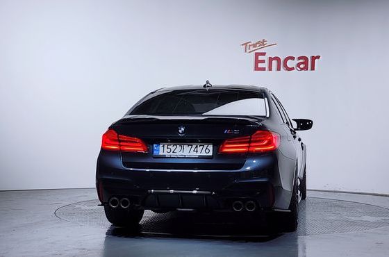 BMW M5 M5 Sedan — пробег 71 385 км — фото 4 из 5