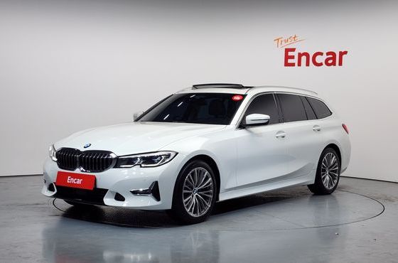 BMW 3-Series 320d Touring Luxury — пробег 49 141 км — фото 1 из 5