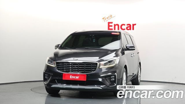 Kia Carnival 9-Seater Noblesse Special — пробег 81 139 км — фото 3 из 5