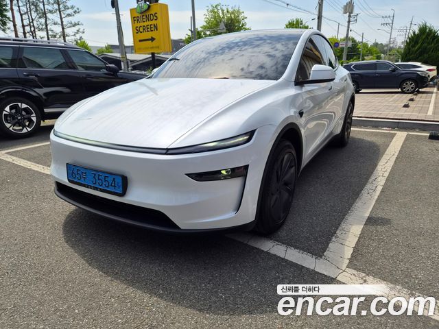 Tesla Model Y Premium RWD — пробег 500 км — фото 2 из 5