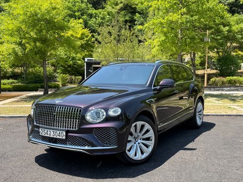 Bentley Bentayga 4.0 V8 EWB First Edition — пробег 6 200 км — фото 1 из 5