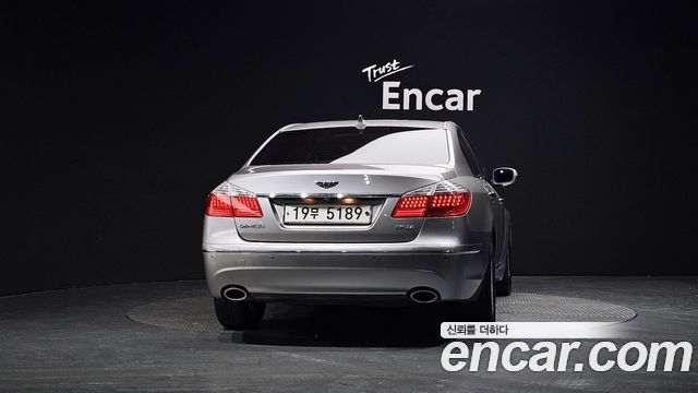 Hyundai Genesis из Кореи Encar