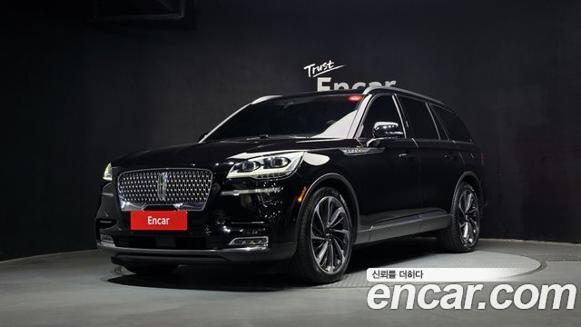 Lincoln Aviator 3.0 Reserve  AWD — пробег 73 199 км — фото 1 из 5