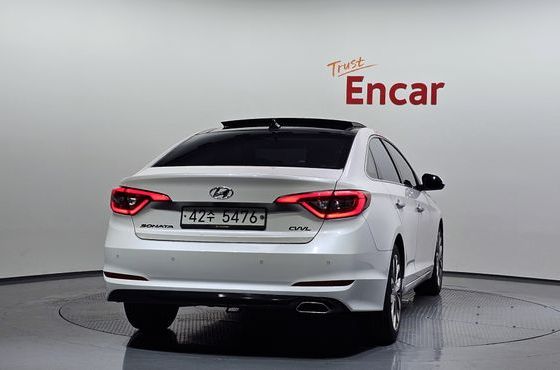 Hyundai Sonata 2.0 Smart — пробег 132 051 км — фото 4 из 5