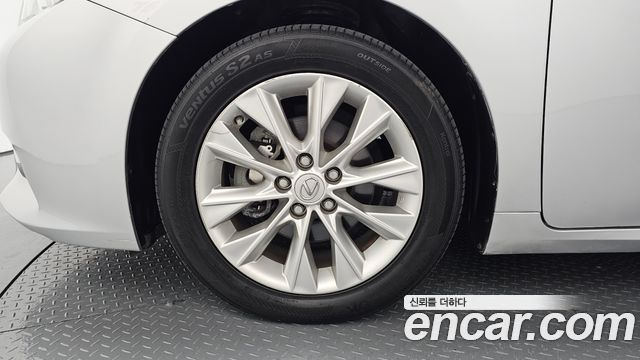 Lexus ES из Кореи Encar